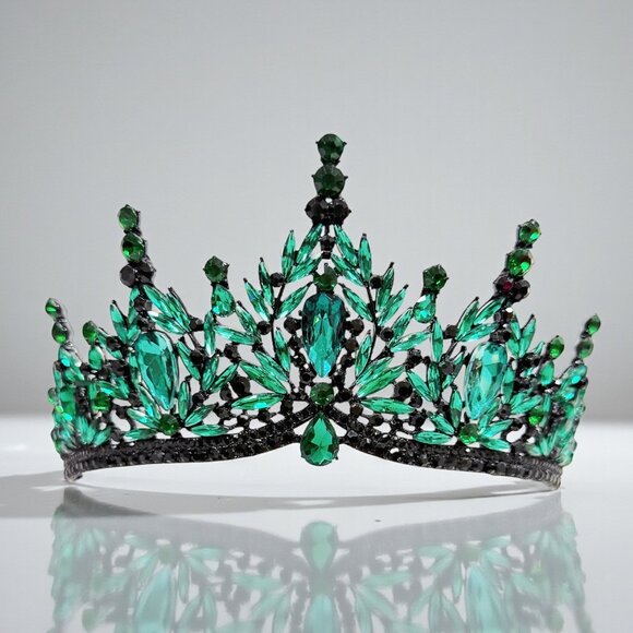Black green Tiara, Gothic Wedding Headpiece, Black Queen Tiara, Costume Tiara main image 7